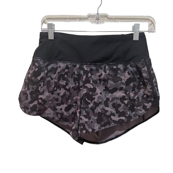 Athleta Running Free Printed Short 3.5” Mid Rise Pockets Black Gray Size XXS - Picture 3 of 10